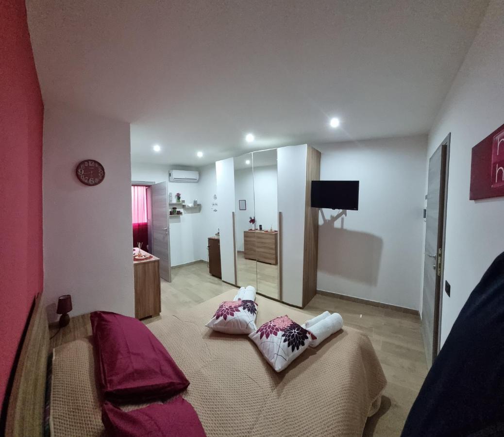 A Casa Di Lina Ξενοδοχείο Όλμπια Εξωτερικό φωτογραφία